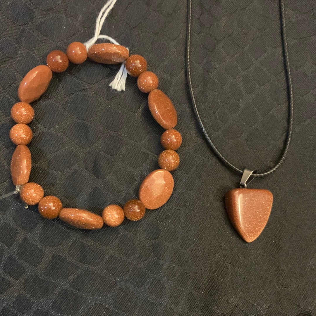 Gold Stone Bracelet and Necklace Set