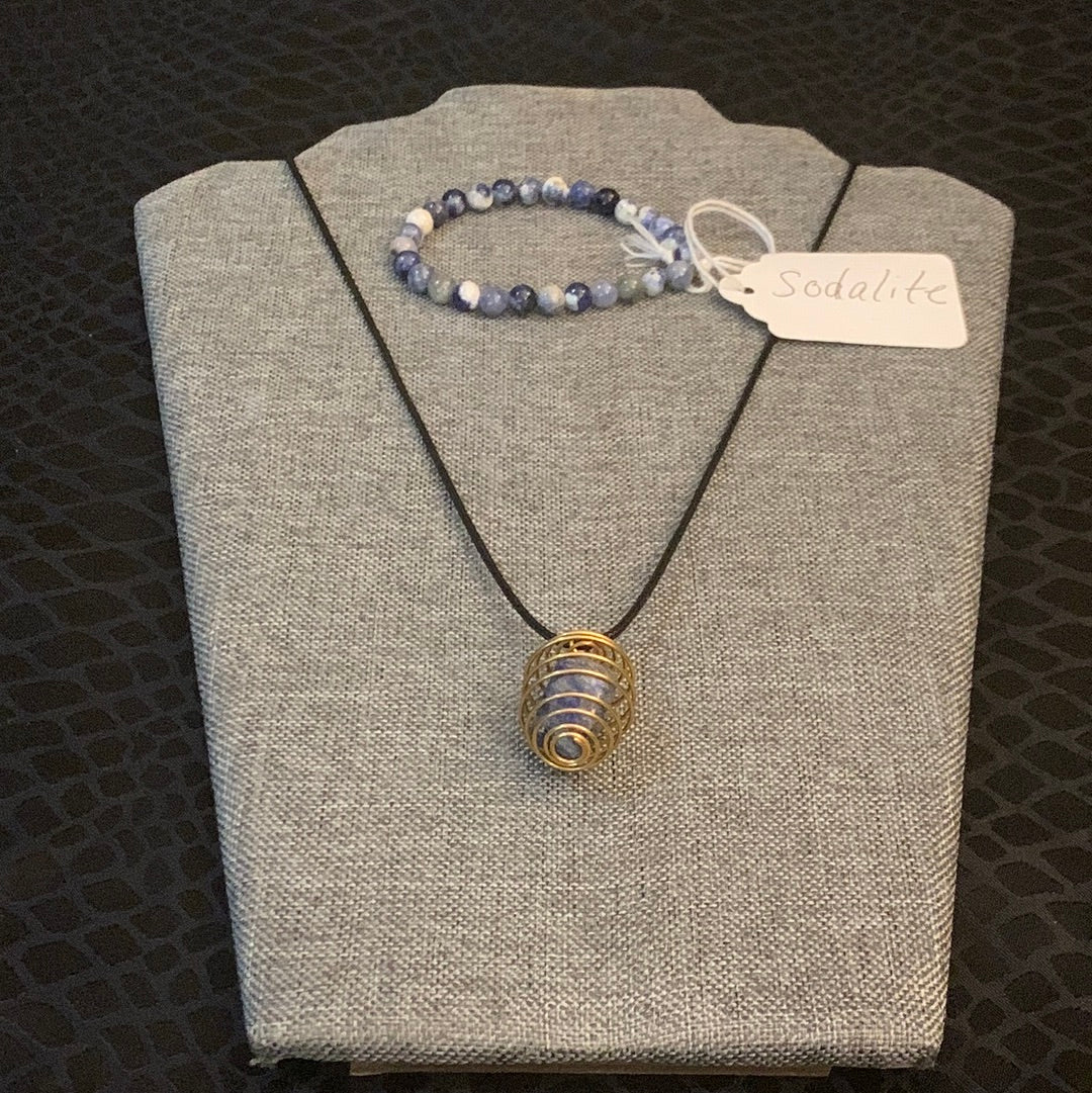 Sodalite Crystal Set