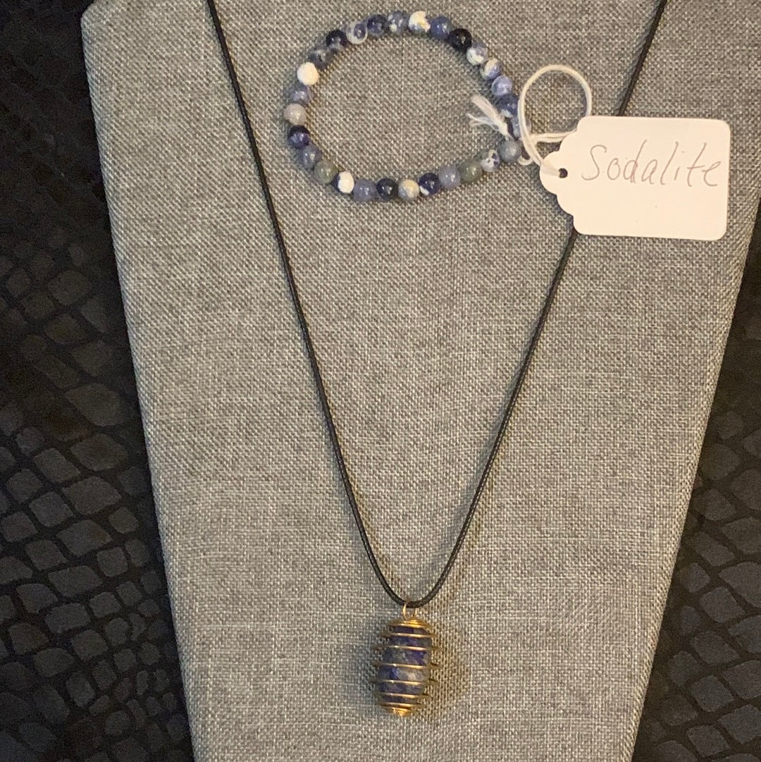 Sodalite Crystal Set